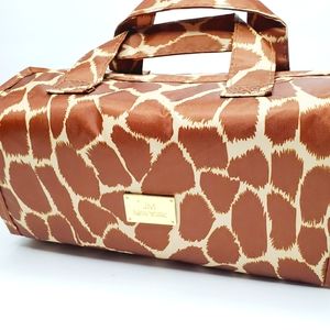 JM makeup 💄 bag animal print